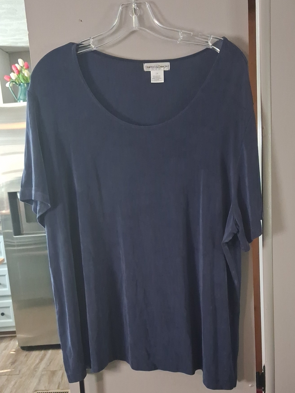 Draper's & Damons Navy Scoop Neck Short Sleeve Top